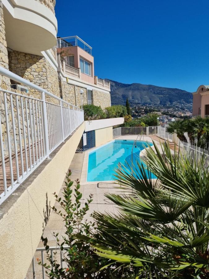 Dernier Etage D'Une Maison Roquebrune-Cap-Martin Bagian luar foto